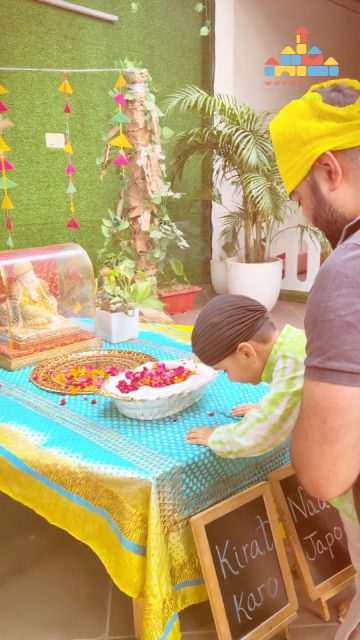 On the occasion of Guru Nanak Dev Ji Jayanti, our facilitators recreated a beautiful Gurdwara experience for the children.
From washing hands and feet to listening to kirtan, bowing their heads, and tasting kadha prasad — our little ones lived every moment with reverence and joy.🙏

A heartfelt way to honour Guru Nanak Dev Ji’s timeless teachings of kindness, equality, and humility. ✨

#gurunankadevji❤️ #gurpurab #guru #gurugranthsahibji #gurunanak #preschoolactivities #welcpitampuraofficial #childhoodeducation #earlyeducationmatters